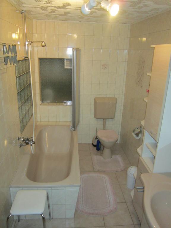 Apartamento Haus Am Bach Arnsfeld Habitación foto